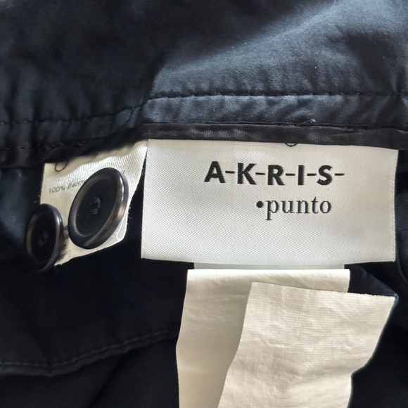 AKRIS punto Navy Blue Belted Rolled Cuff Ankle Pant - Picture 3 of 8